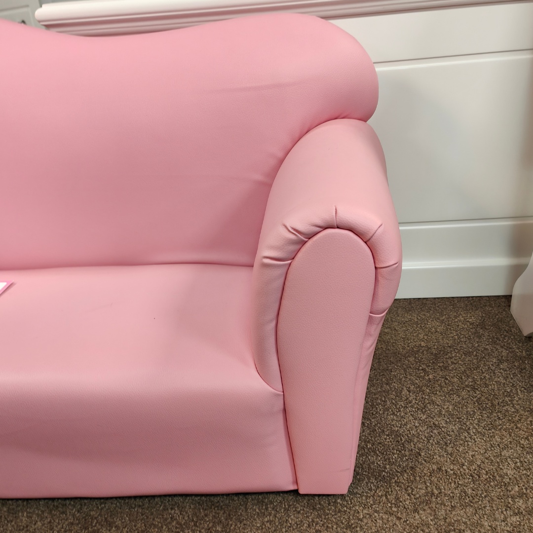 2 Seater Pink Sofa lifestyle (1)