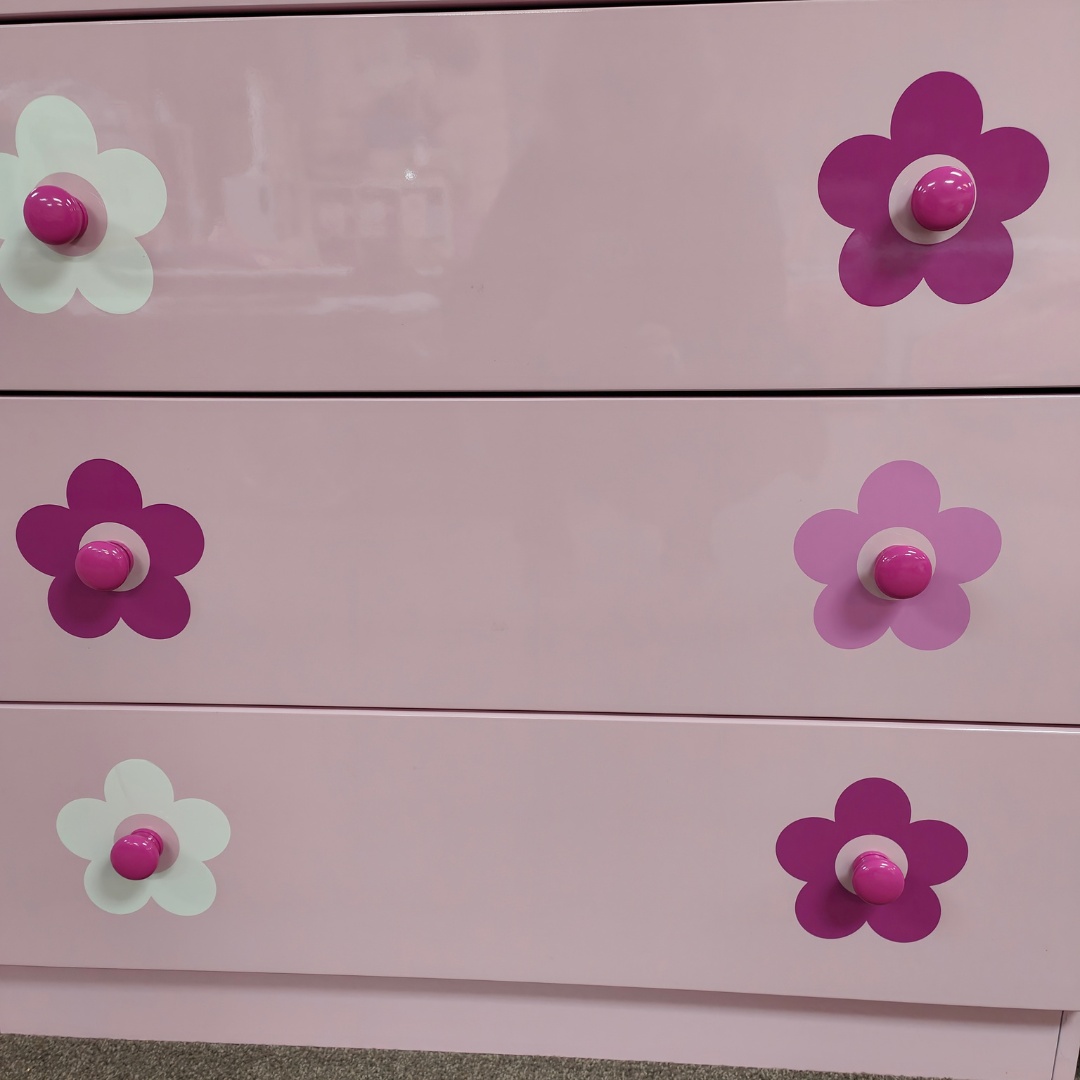 Flower chest lifestyle