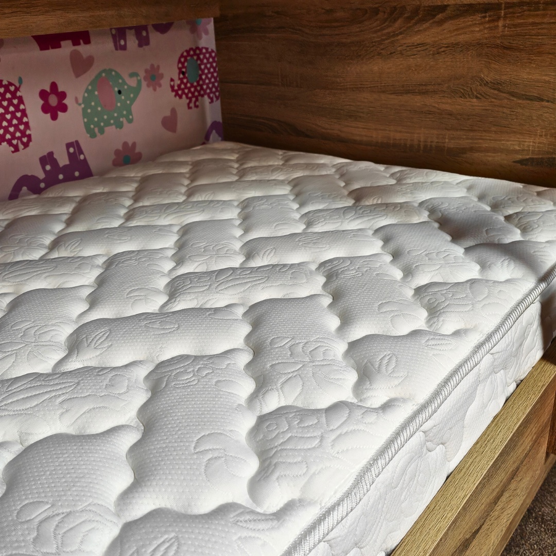 Nania Single Innerspring Mattress lifestyle2