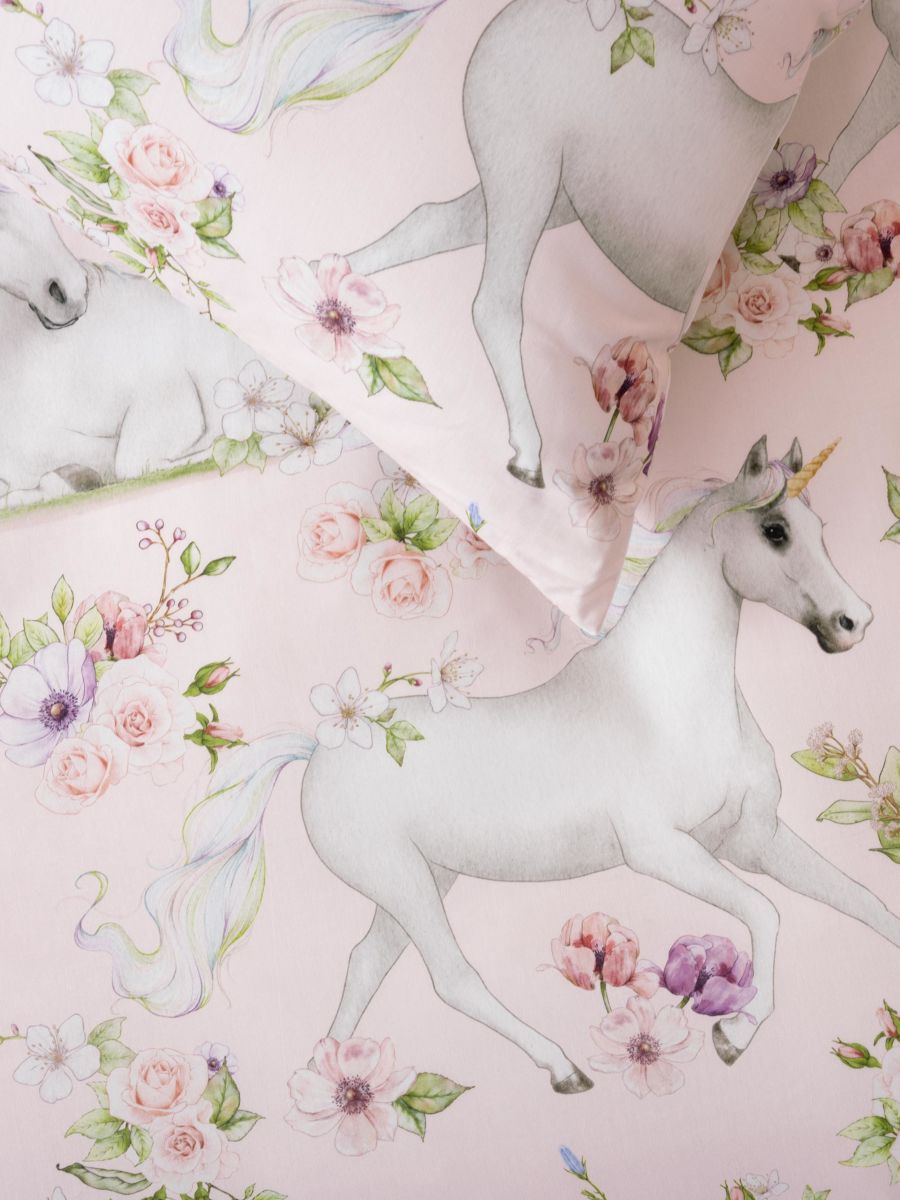 Unicorn Blossom detail2 Unicorn Blossom Duvet